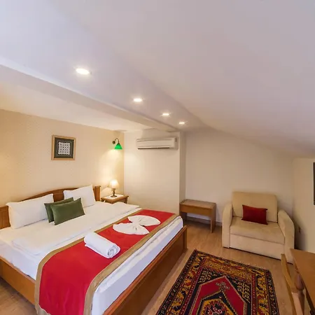 Lalinn Hotel 3*