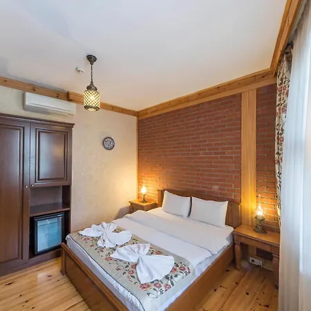 Lalinn Hotel