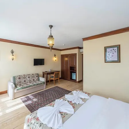 Lalinn Hotel