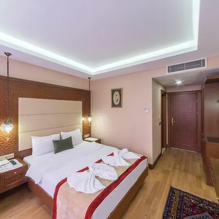 Lalinn Hotel