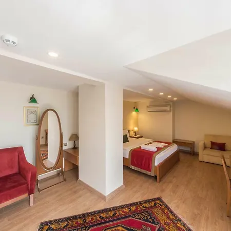 Lalinn 호텔